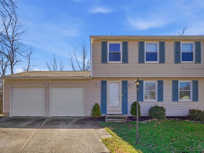 6023 Squirehill Court, Anderson Twp, OH 45230 Photo 1