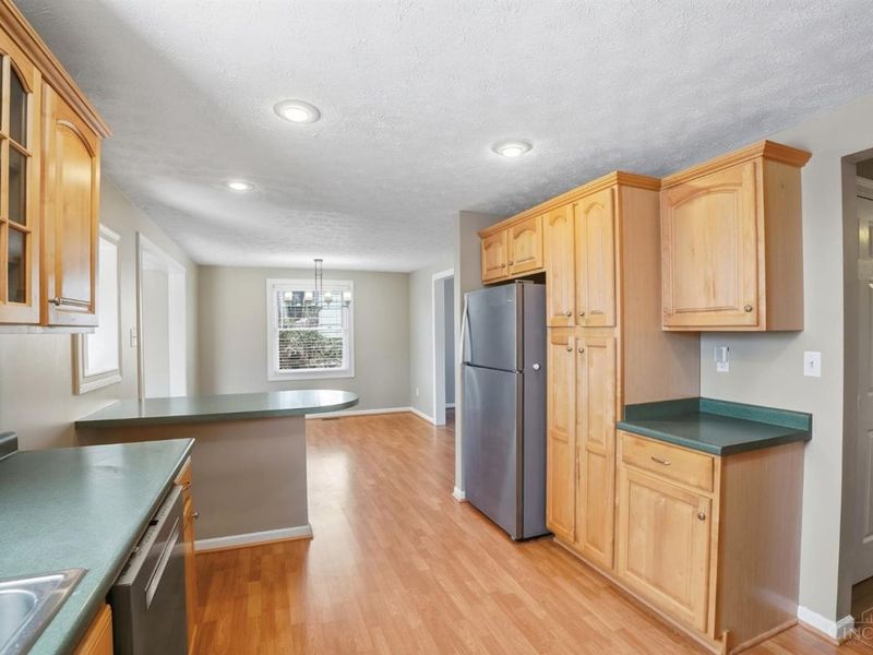 6023 Squirehill Court, Anderson Twp, OH 45230 Photo 9