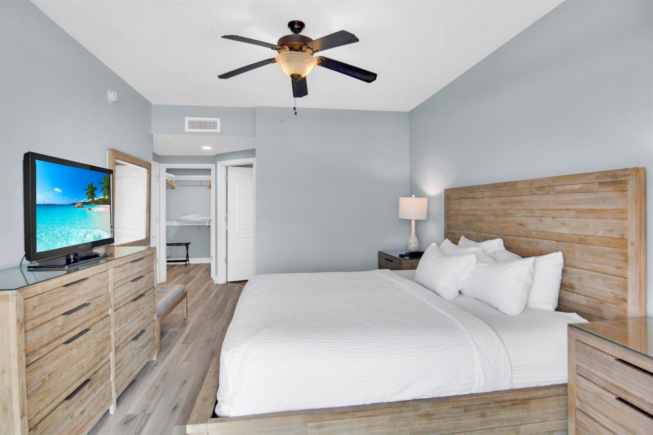 100 North Beach Blvd. Photo 17