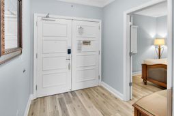 100 North Beach Blvd. photo 4