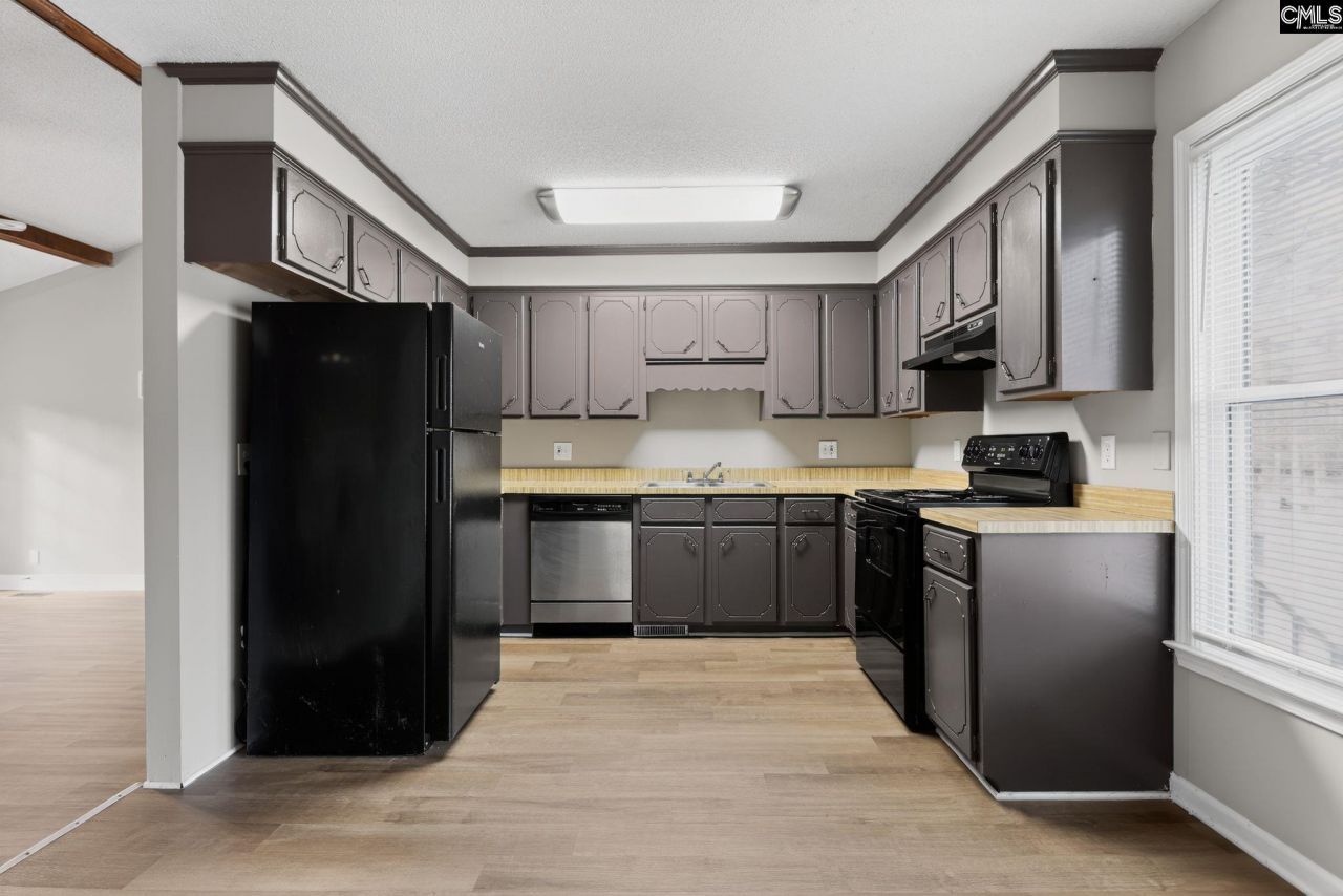 2200 Cardington Drive  Photo 16