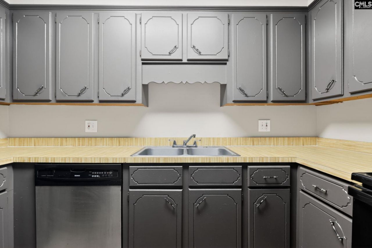 2200 Cardington Drive  Photo 17