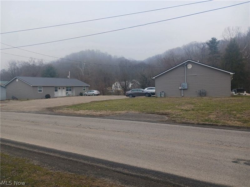 537 A-B, 567 A-B Coal Run Drive, Lowell, OH 45744 Photo 1