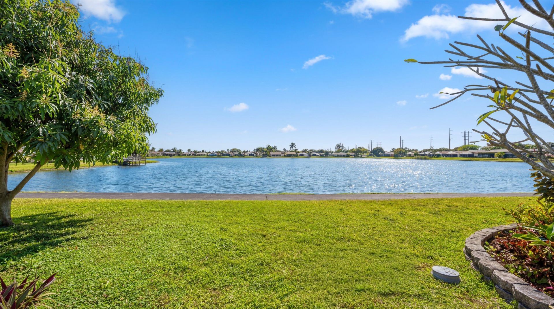 5871 Mirror Lakes Boulevard, Boynton Beach, FL 33472 Photo