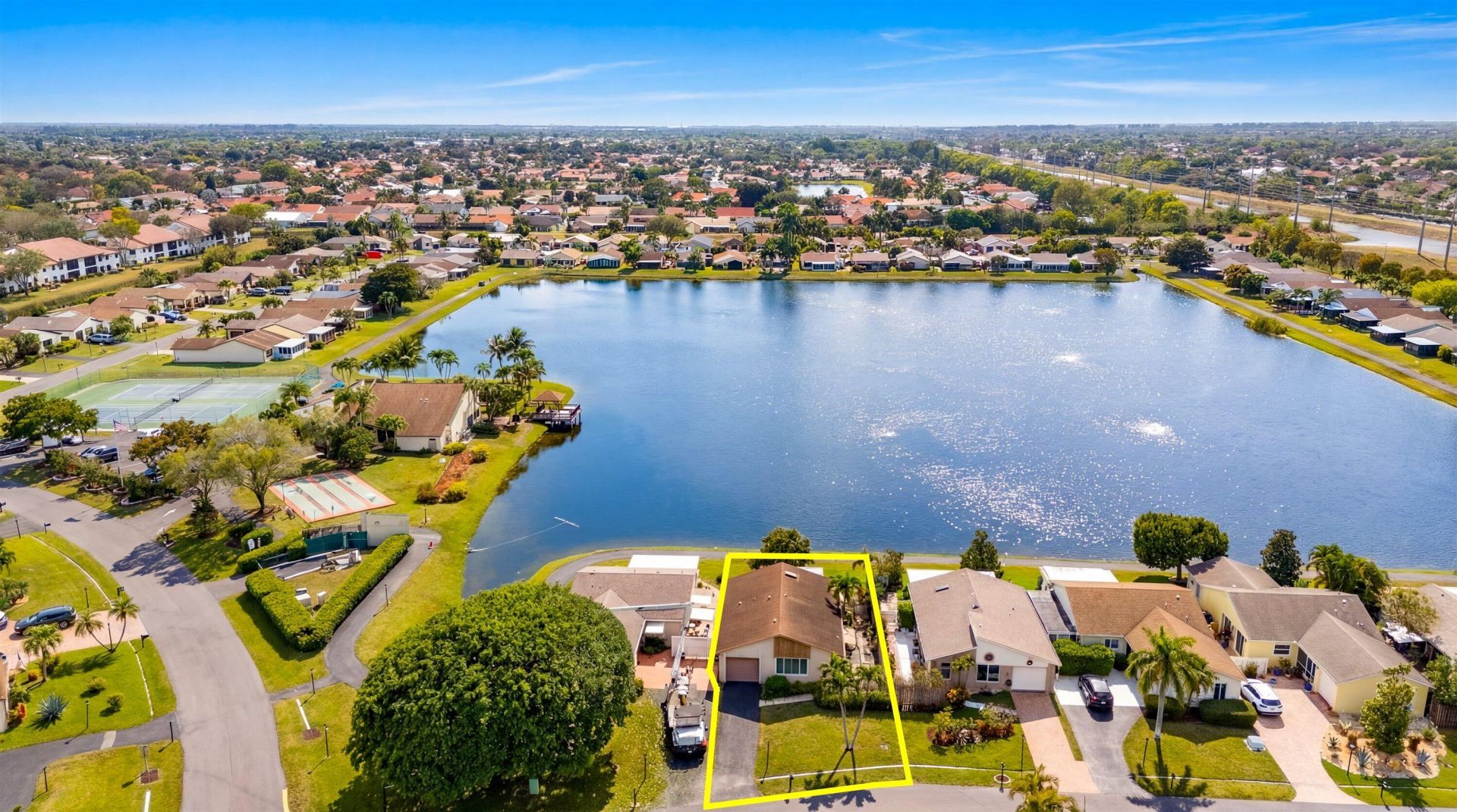 5871 Mirror Lakes Boulevard, Boynton Beach, FL 33472 Photo