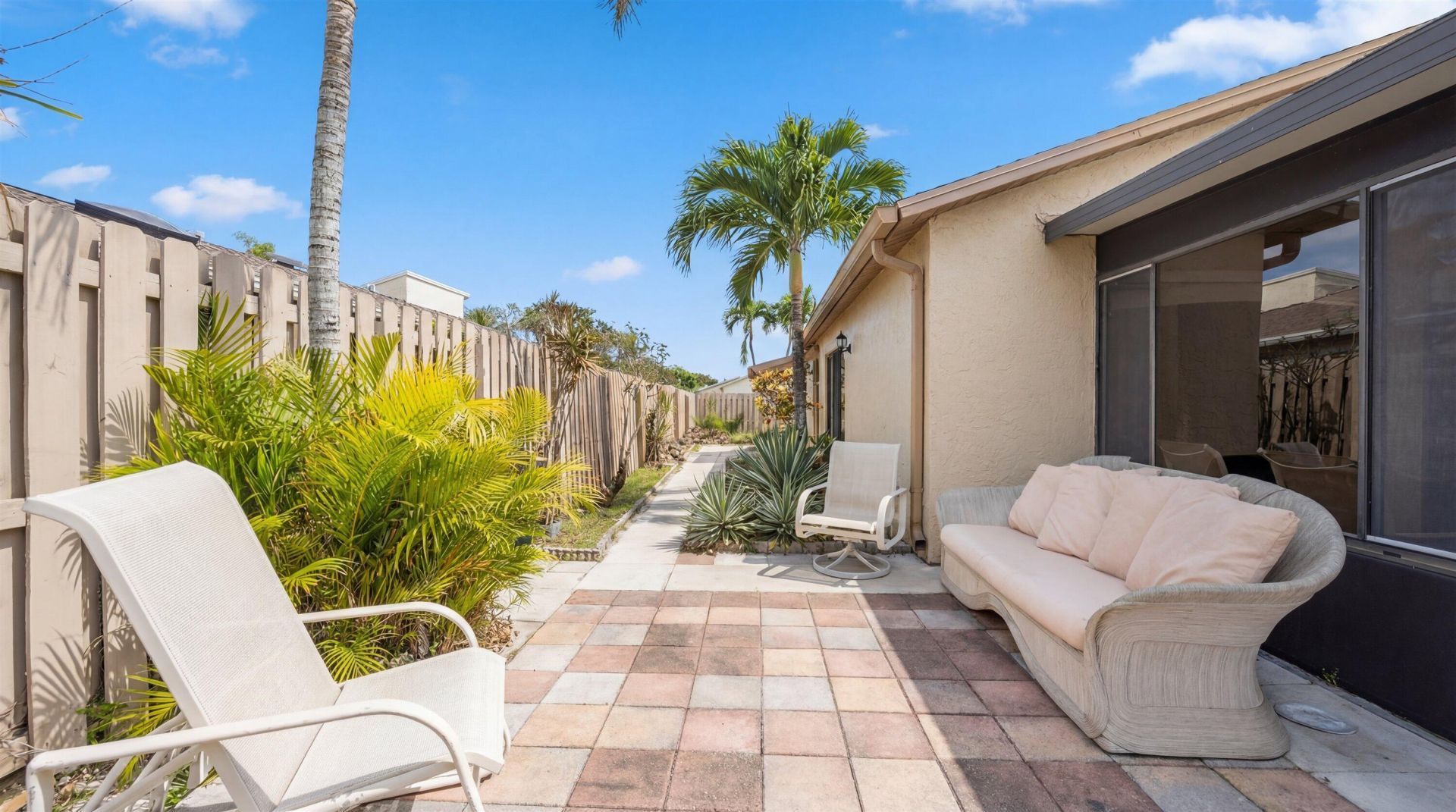 5871 Mirror Lakes Boulevard, Boynton Beach, FL 33472 Photo