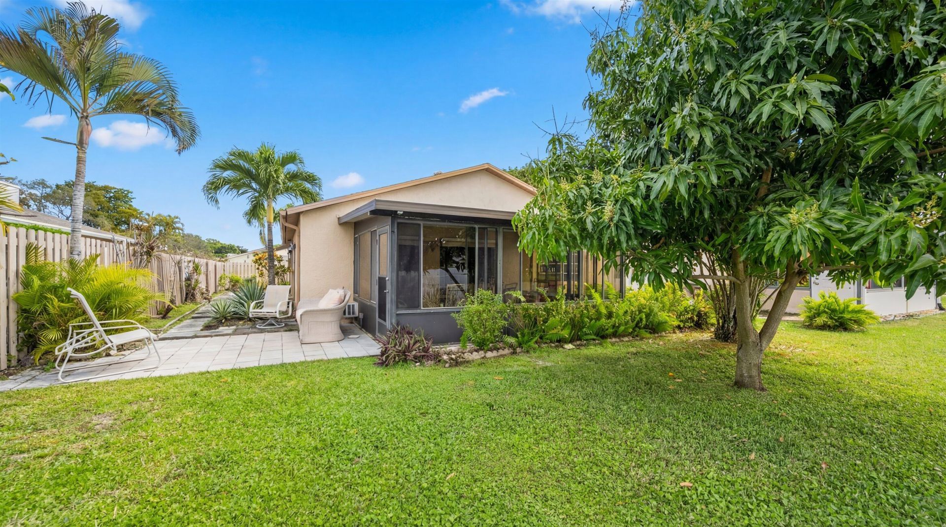 5871 Mirror Lakes Boulevard, Boynton Beach, FL 33472 Photo