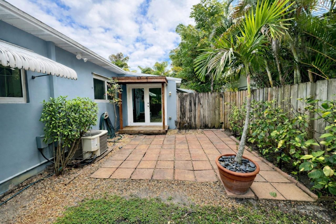 1413 NE 17th Way, Fort Lauderdale, FL 33304 Photo