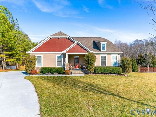 4801 Hidden Falls Court , Moseley, VA 23120