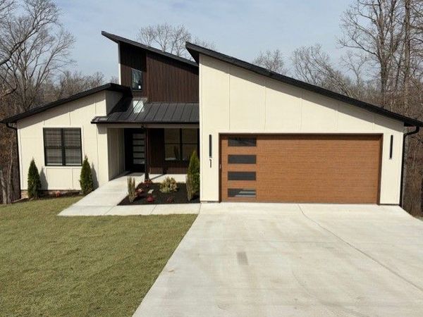 1 Logan Lane, Bella Vista, AR 72715
