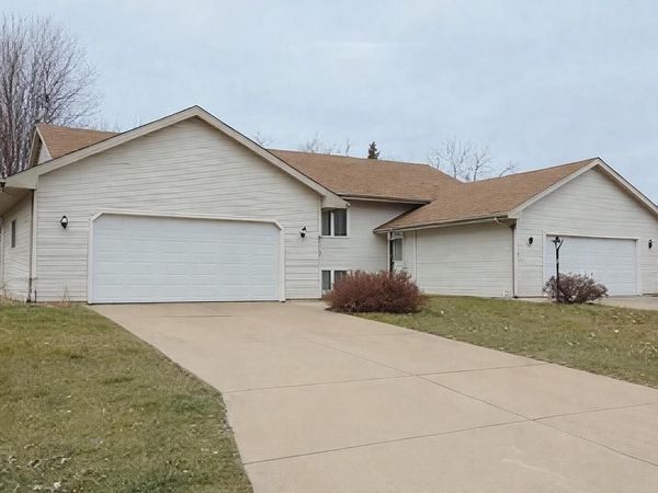 2119 N CLOUDVIEW DRIVE, Appleton, WI 54914
