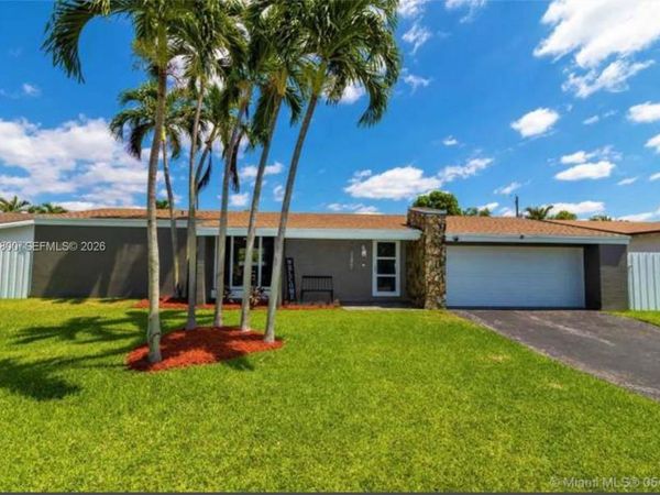 11421 NW 30th Pl , Sunrise, FL 33323