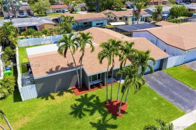 11421 NW 30th Pl , Sunrise, FL 33323 Photo