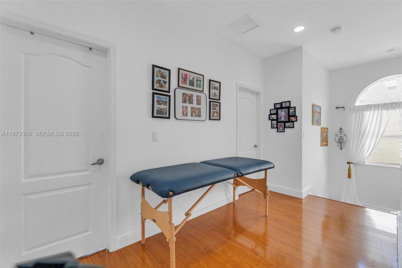 3920 NE 13th Dr , Homestead, FL 33033 Photo