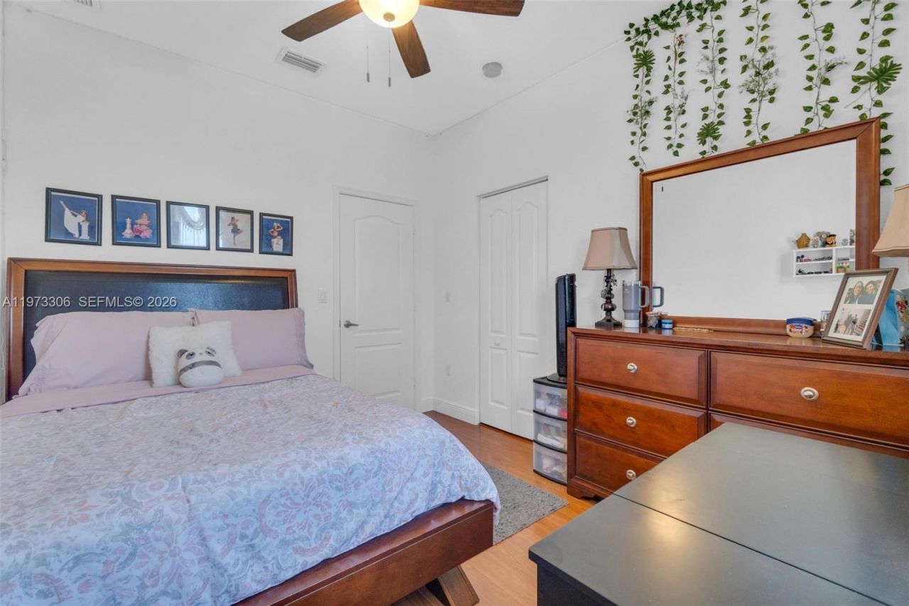 3920 NE 13th Dr , Homestead, FL 33033 Photo