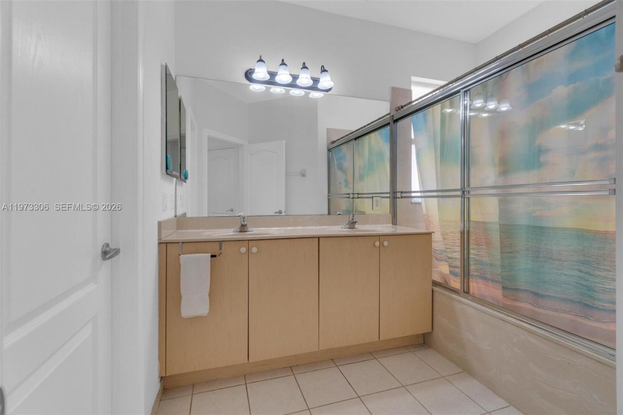 3920 NE 13th Dr , Homestead, FL 33033 Photo