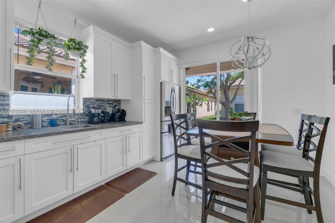 3920 NE 13th Dr , Homestead, FL 33033 Photo