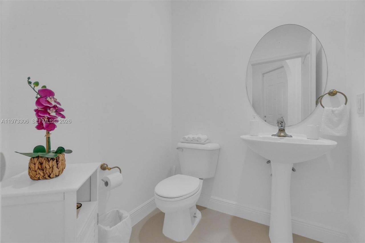 3920 NE 13th Dr , Homestead, FL 33033 Photo