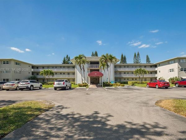 1000 Hillcrest Ct, Unit 303, Hollywood, FL 33021