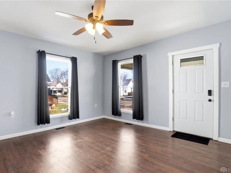 516 S Madriver Street, Bellefontaine, OH 43311 Photo 6