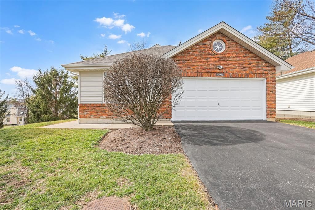 13023 Midfield Terrace, Unincorporated, MO 63146 Main Photo