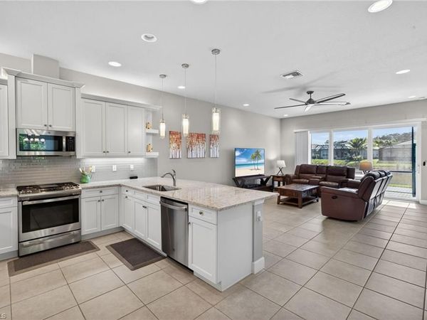 28532 Lobos CIR, BONITA SPRINGS, FL 34135