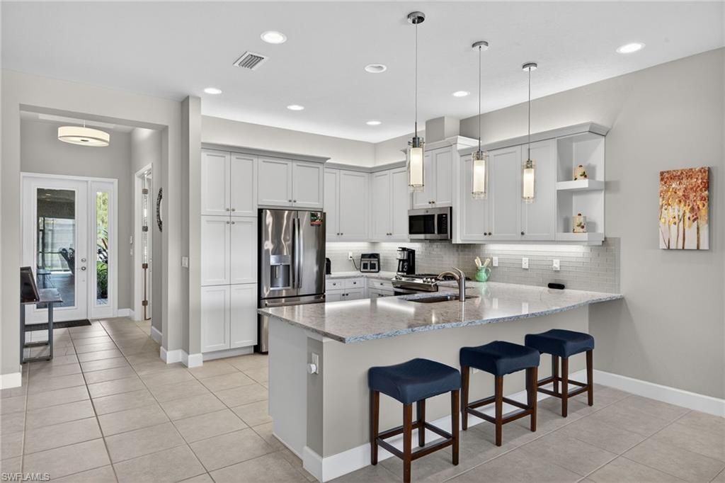 28532 Lobos Cir, Bonita Springs, FL 34135 Photo