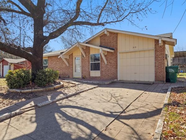 313 Bellaire Drive, Denton, TX 76209