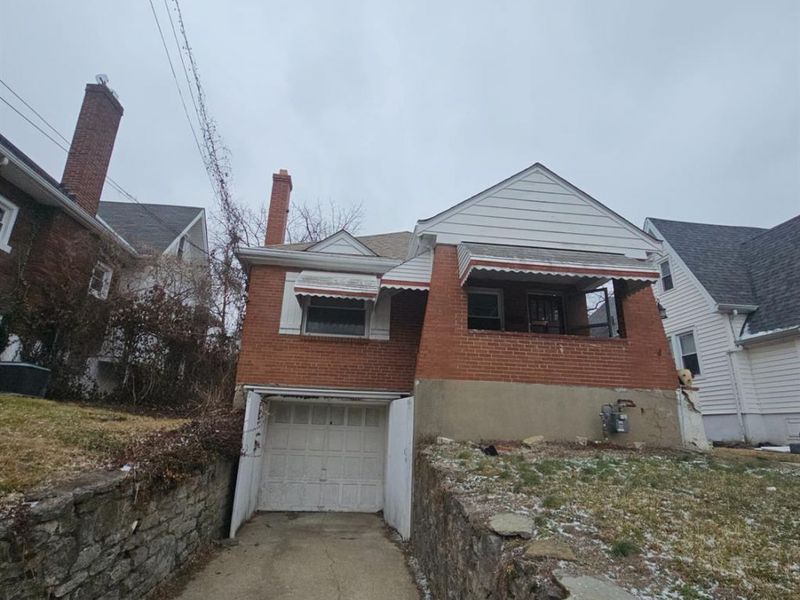 2734 Lawndale Avenue, Cincinnati, OH 45212 Photo 1