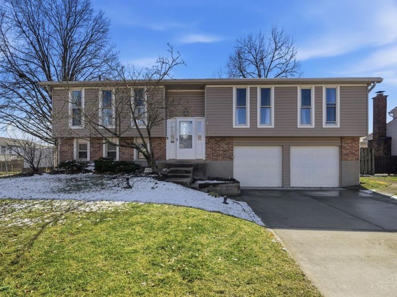 4979 Bonaventure Court, Cincinnati, OH 45238 Photo 1