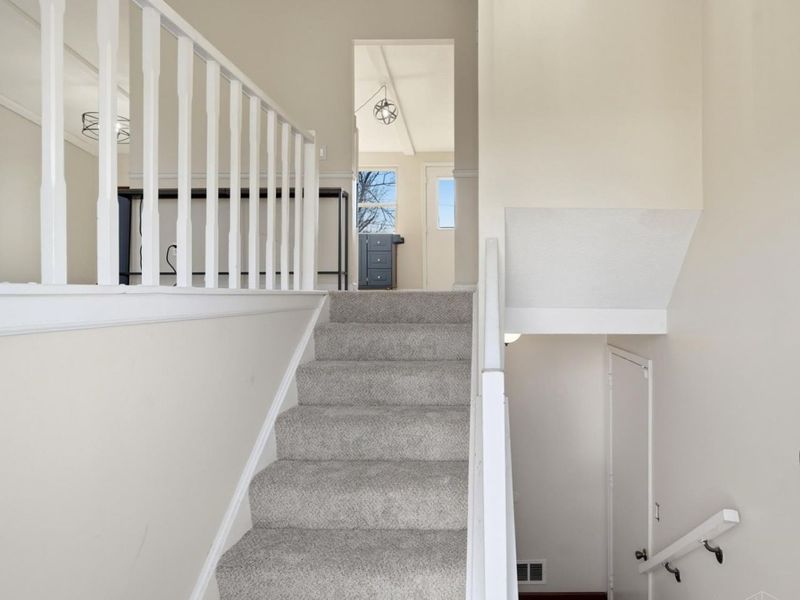 4979 Bonaventure Court, Cincinnati, OH 45238 Photo 3