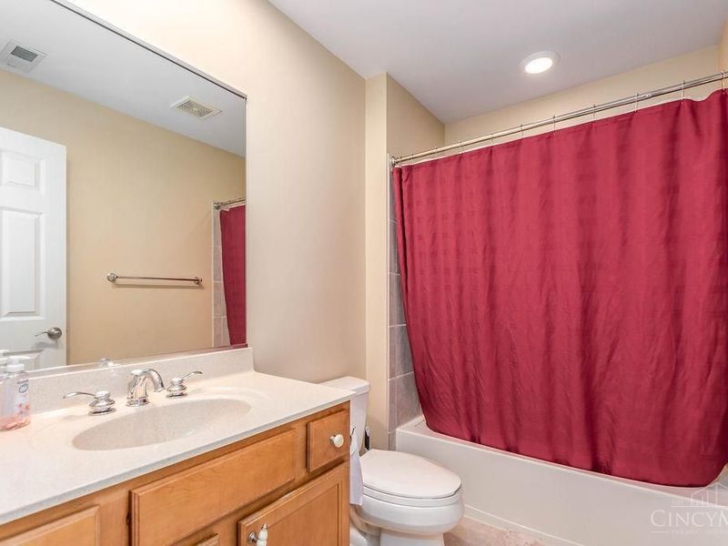 8087 Laurel Lake Court, Liberty Township, OH 45044 Photo 57