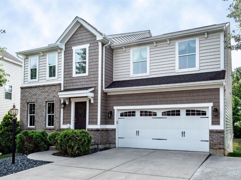 329 Stone Ridge Boulevard, South Lebanon, OH 45065 Photo 1