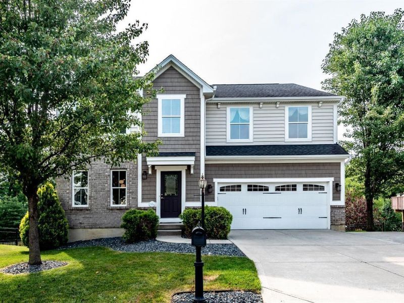 329 Stone Ridge Boulevard, South Lebanon, OH 45065 Photo 2