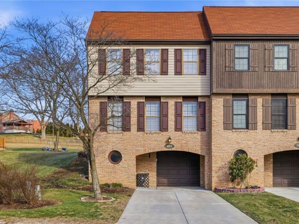 401 Maywood Dr, Bethel Park, PA 15102