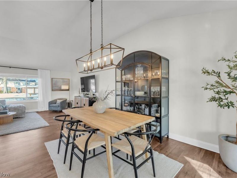 26839 Fairfax Lane, North Olmsted, OH 44070 Photo 10