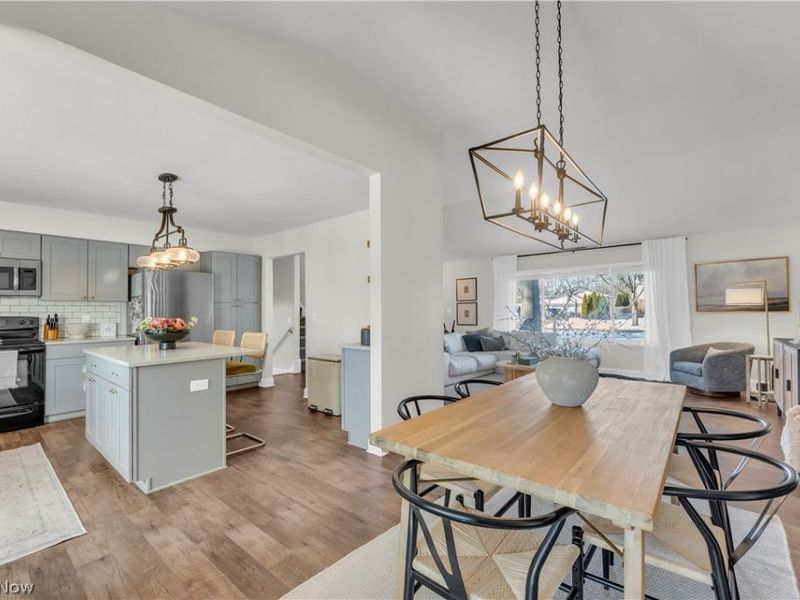 26839 Fairfax Lane, North Olmsted, OH 44070 Photo 11