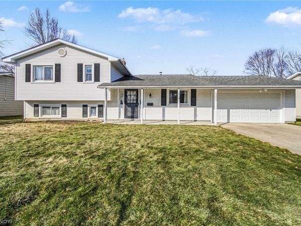 6220 Glenwood Drive, Mentor, OH 44060