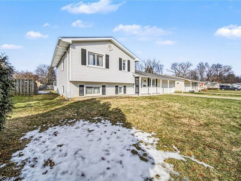 6220 Glenwood Drive, Mentor, OH 44060 Photo 3