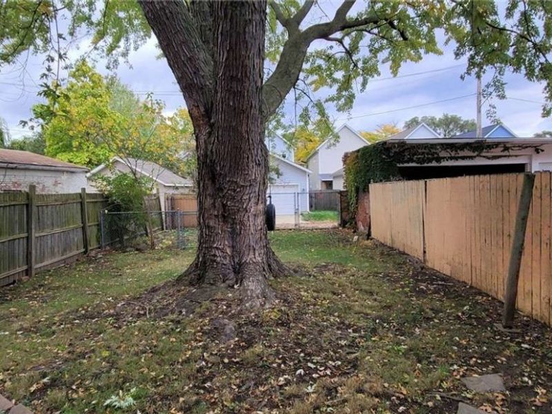 2109 W 42nd Street, Cleveland, OH 44113 Photo 2