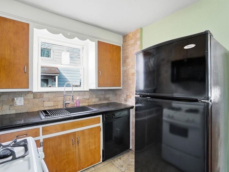 328 S Sylvan Avenue, Columbus, OH 43204 Photo 13