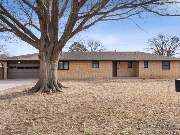 1410 Macklyn Lane , Bartlesville, OK 74006