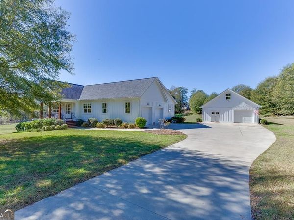 182 Farm Hill Drive, Clarkesville, GA 30523