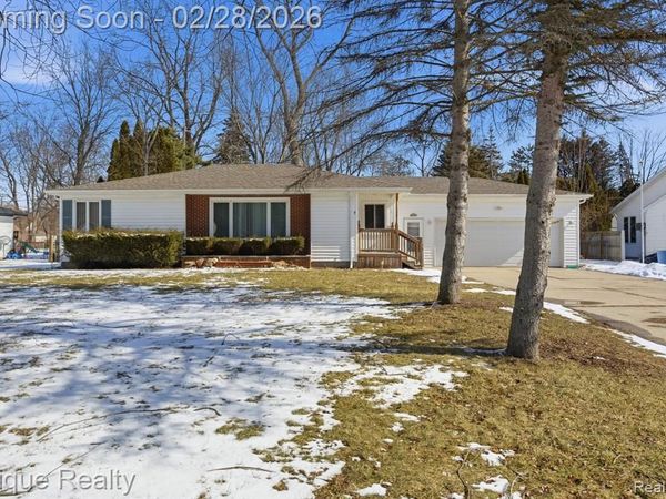 2480 Brownwood Drive, Port Huron Twp, MI 48060