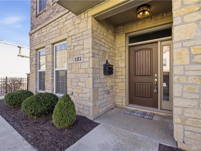 121 Lowe Lane, Dayton, OH 45402 Photo 4