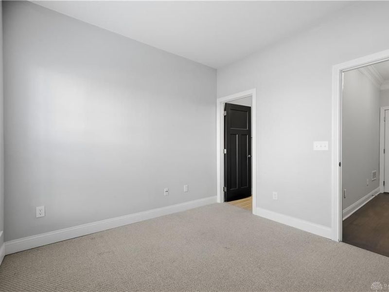 121 Lowe Lane, Dayton, OH 45402 Photo 7