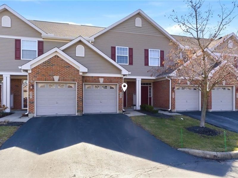 4387 Straight Arrow Road, Beavercreek, OH 45430 Photo 2