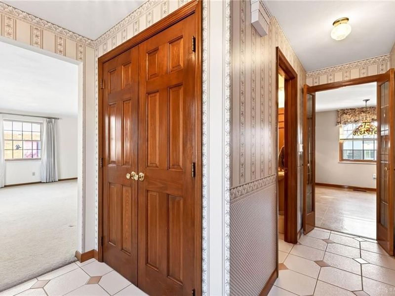 5172 Polen Drive, Dayton, OH 45440 Photo 10