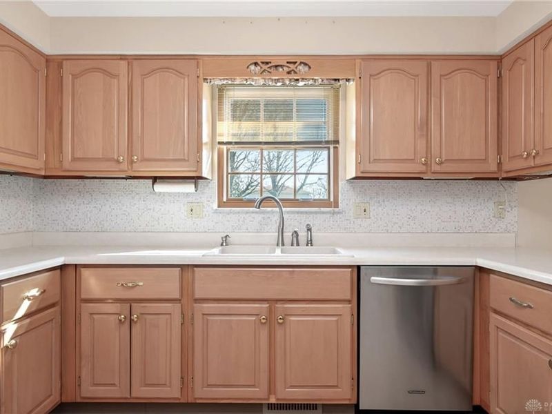 5172 Polen Drive, Dayton, OH 45440 Photo 20