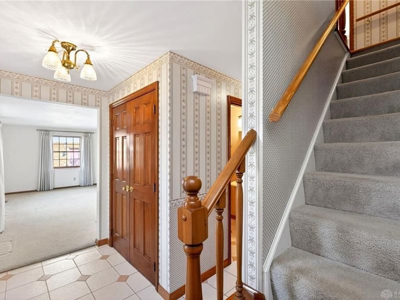 5172 Polen Drive, Dayton, OH 45440 Photo 9